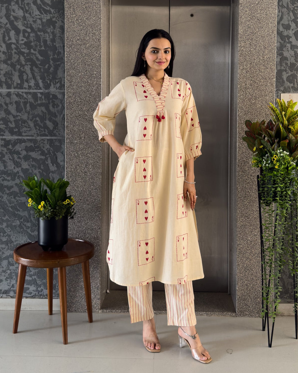 Off White Straight Kurta Pant Set for Women