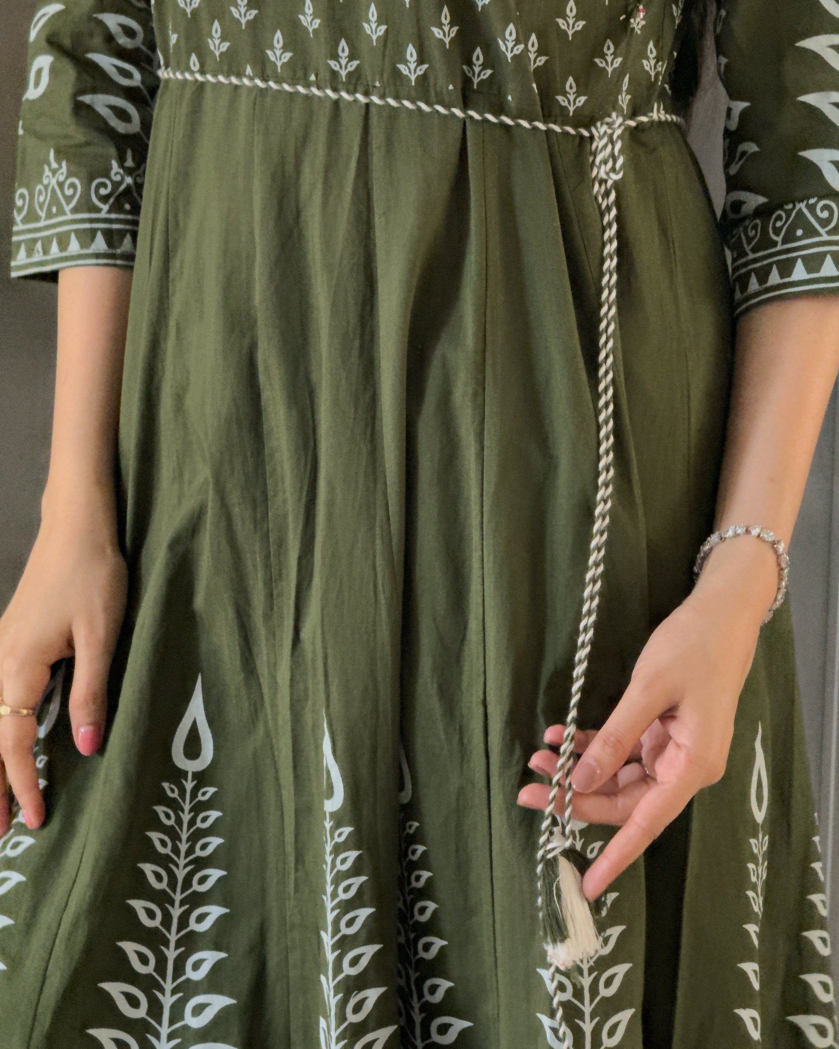Green Round Kurta Pant with Dupatta Set
