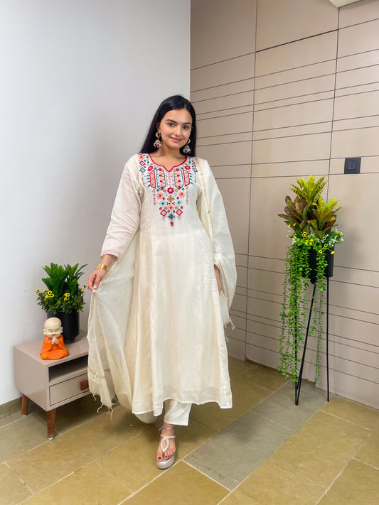 Off White Round Kurta Pant Set With Dupatta