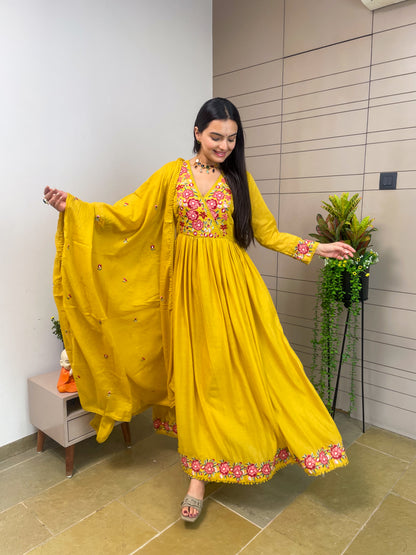 Yellow mul Cotton Round Kurta Pant Set With Dupatta