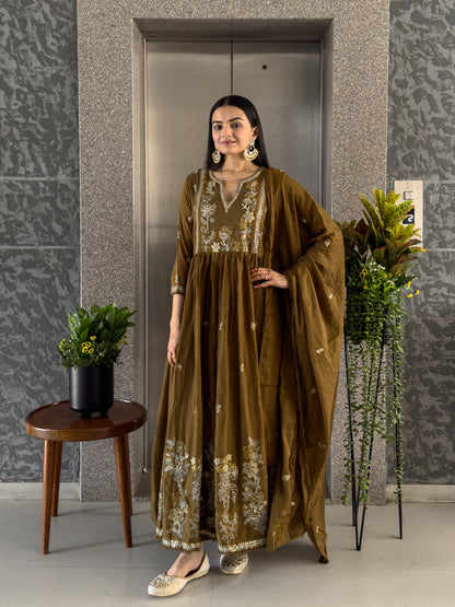 Mehendi Round Kurta Pant Set with Dupatta