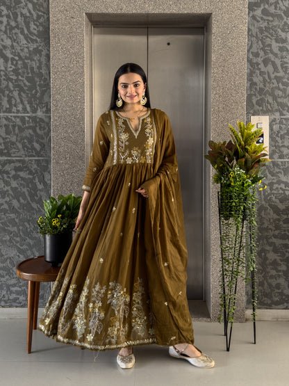 Mehendi Round Kurta Pant Set with Dupatta