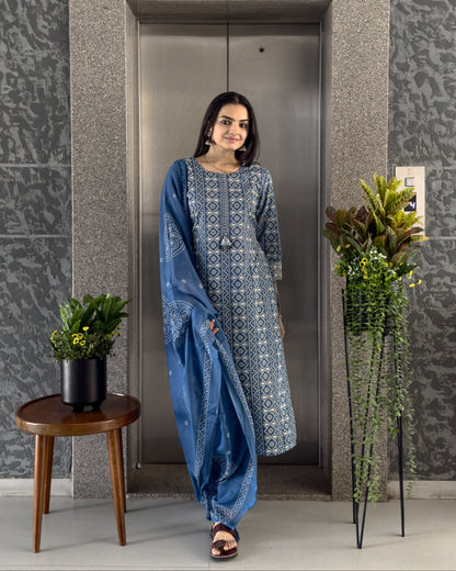 Blue Cotton Bandhani Kurta Pant Set with Dupatta