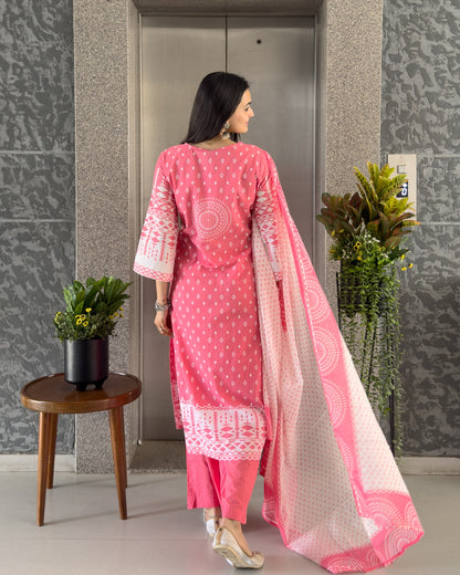 Pink Cotton Bandhani Kurta Pant Set with Dupatta