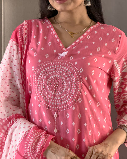 Pink Cotton Bandhani Kurta Pant Set with Dupatta