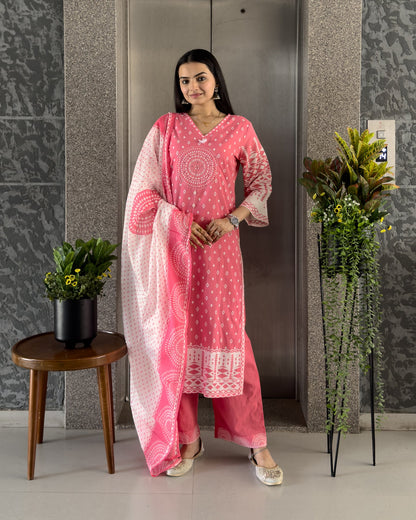Pink Cotton Bandhani Kurta Pant Set with Dupatta