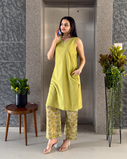 Pista Ethnic Co ord Set Women