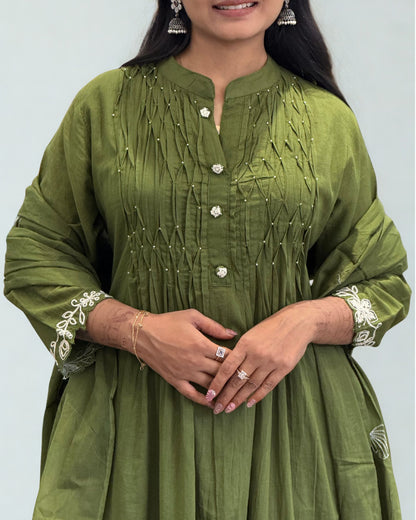 Mahendi Round Kurta Pant Set with Dupatta