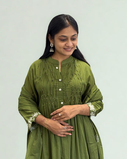 Mahendi Round Kurta Pant Set with Dupatta