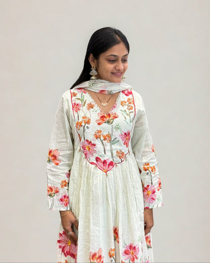 Light Pista Round Kurta Pant Set with Dupatta