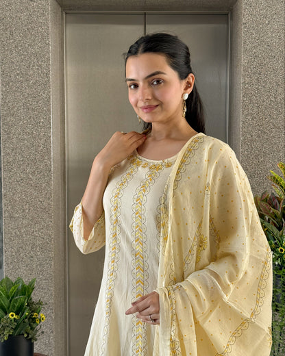 Light Yellow A-Line Round Kurta Pant Set With Dupatta
