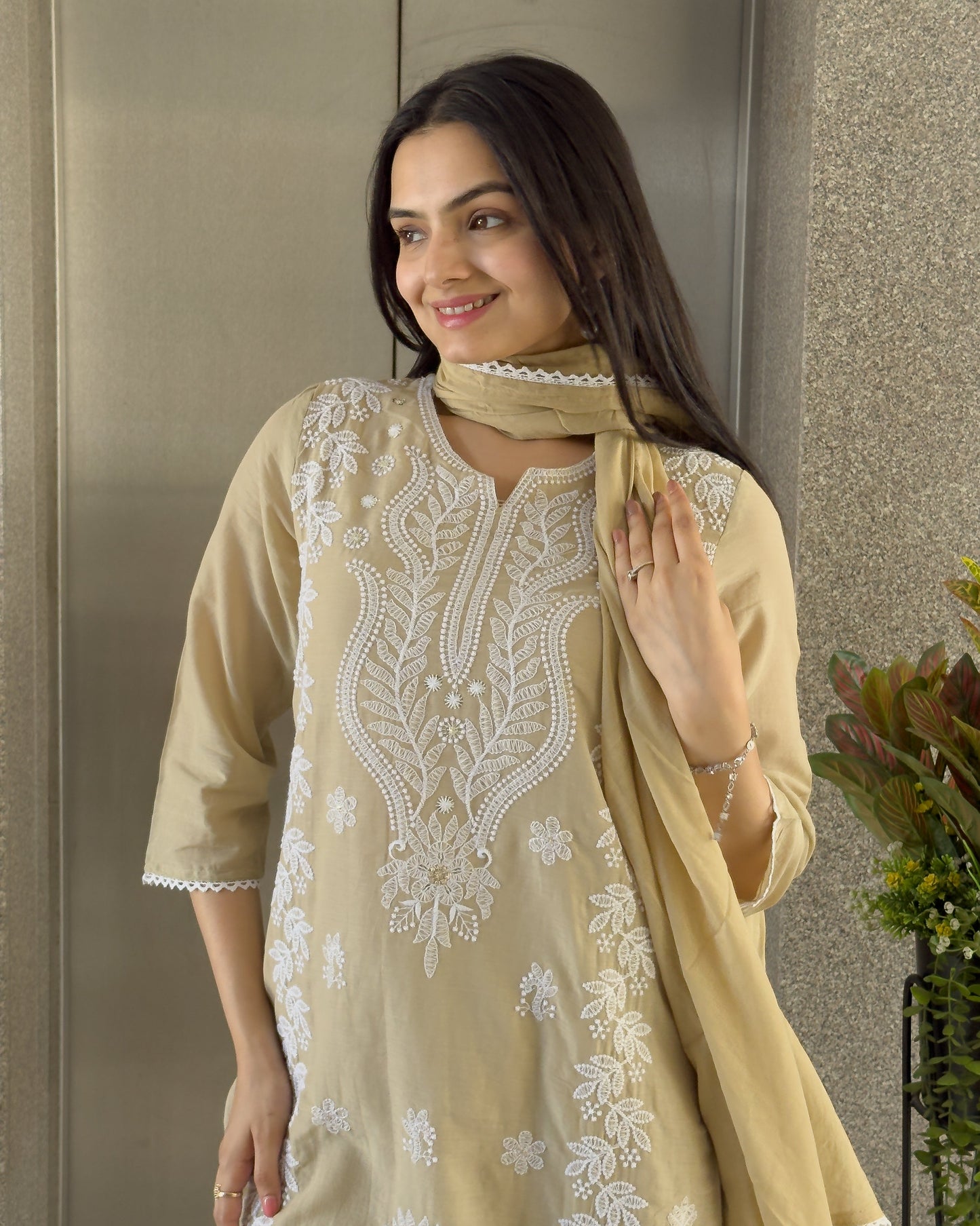 Cream Straight Kurta Pant Set with Dupatta